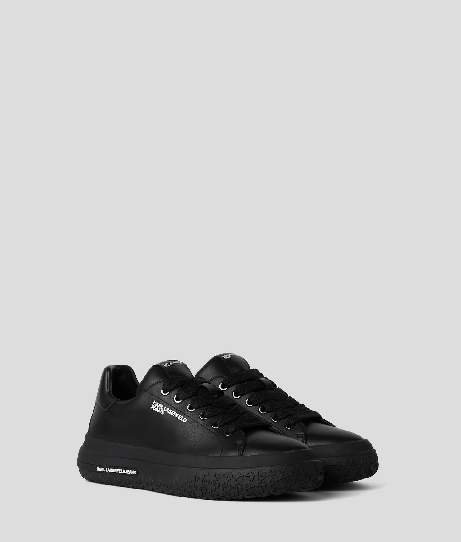 BASKETS EN CUIR KLJ