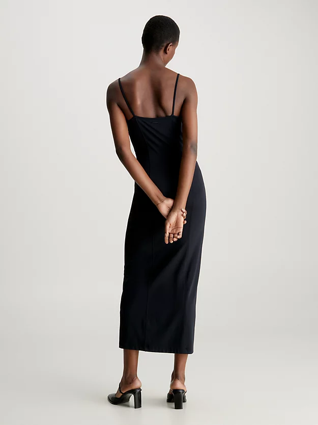 Vestido longo de alças finas em malha elástica