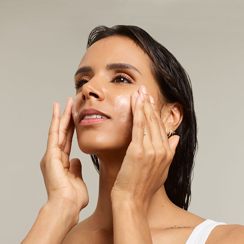 Soin doux exfoliant visage