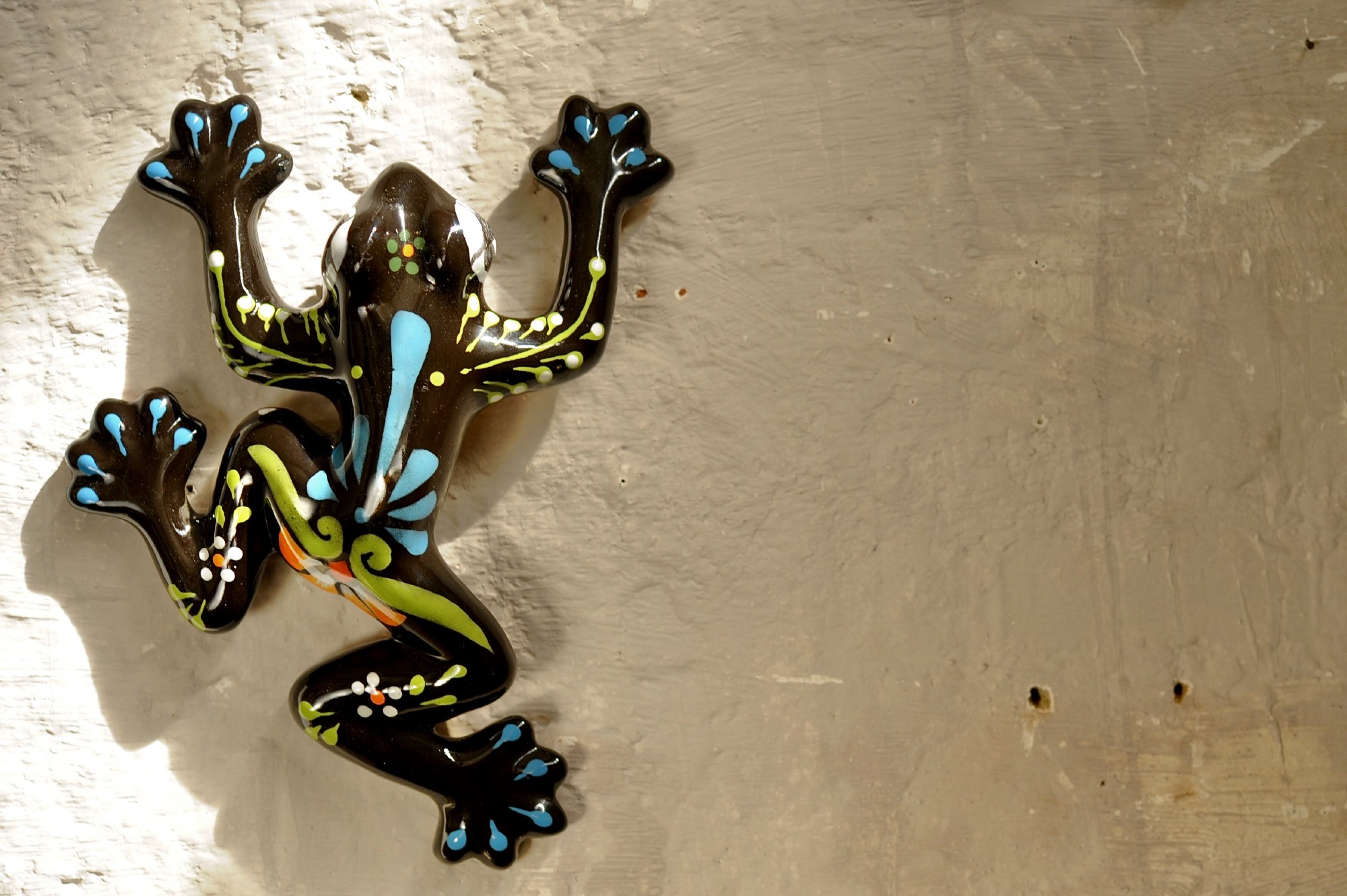 Keramik-Wandschmuck 'Frosch', schwarz, multicolor, H 28 cm, B 20 cm, L 5 cm günstig bestellen