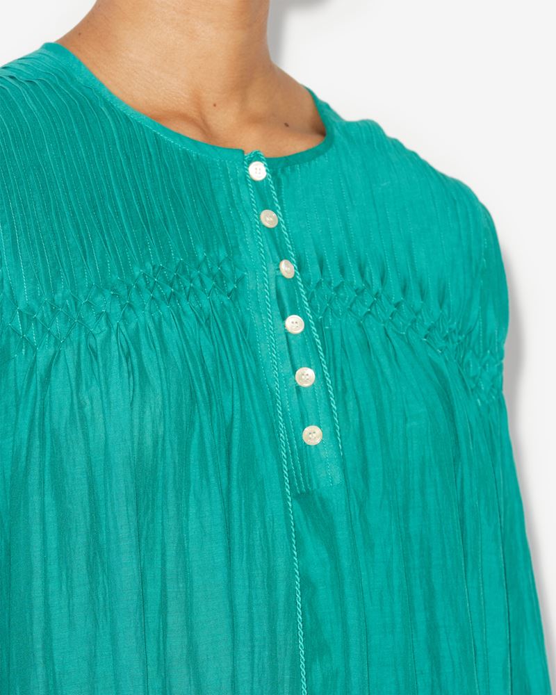 ROBE ADELIANI