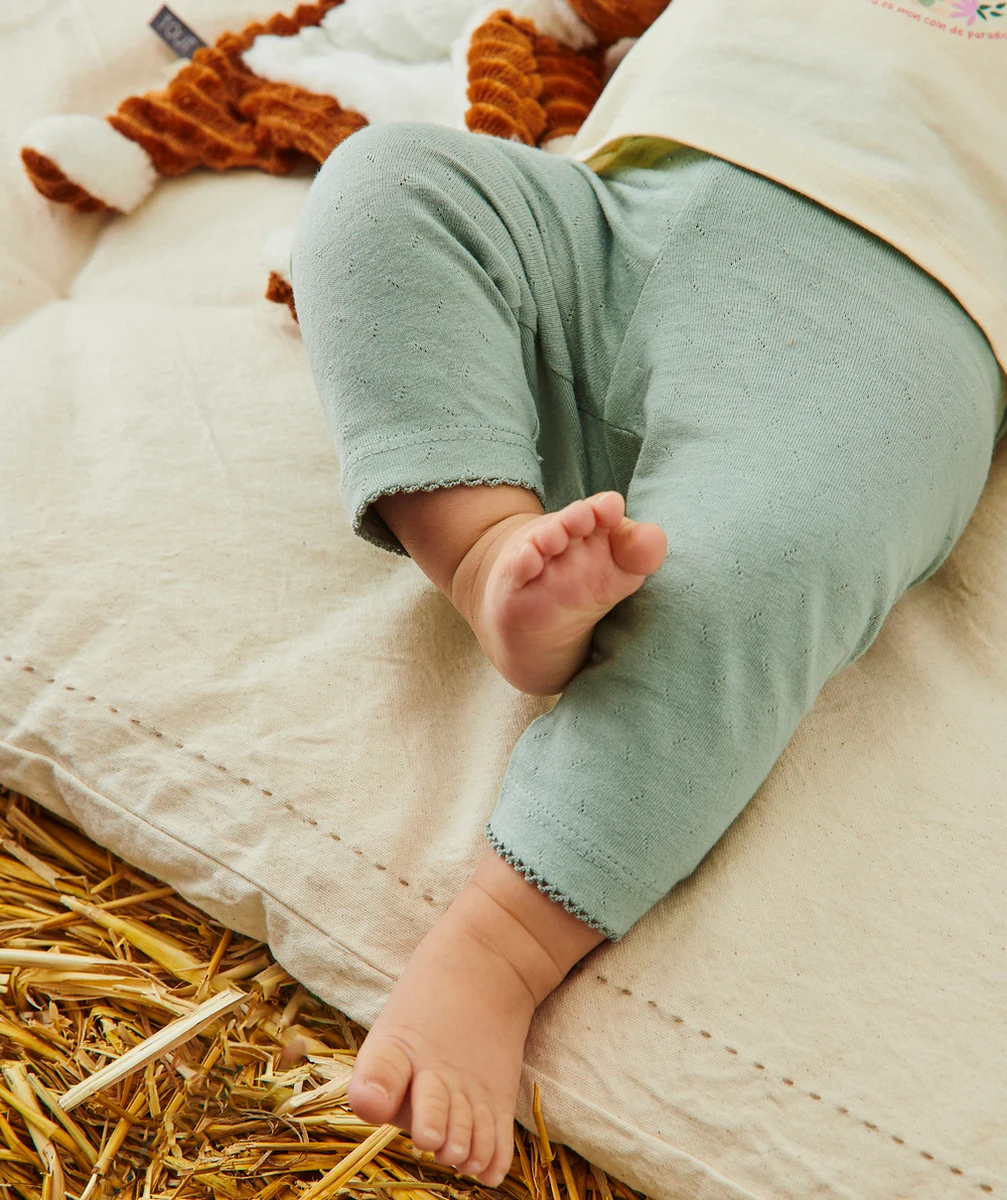 LEGGING BÉBÉ FILLE VERT EN COTON BIO AVEC FESTONS