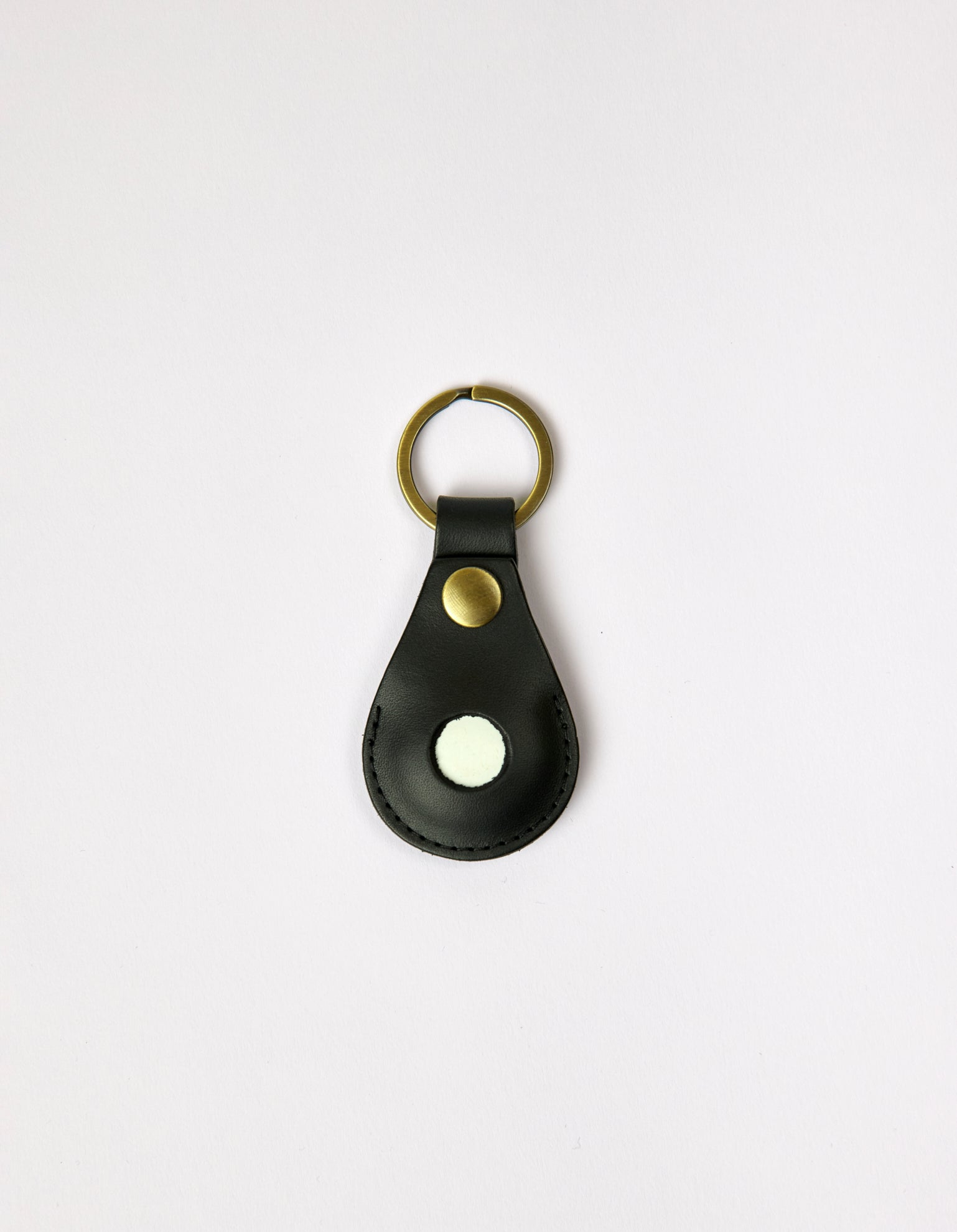 Airtag Holder - Black Classic Leather