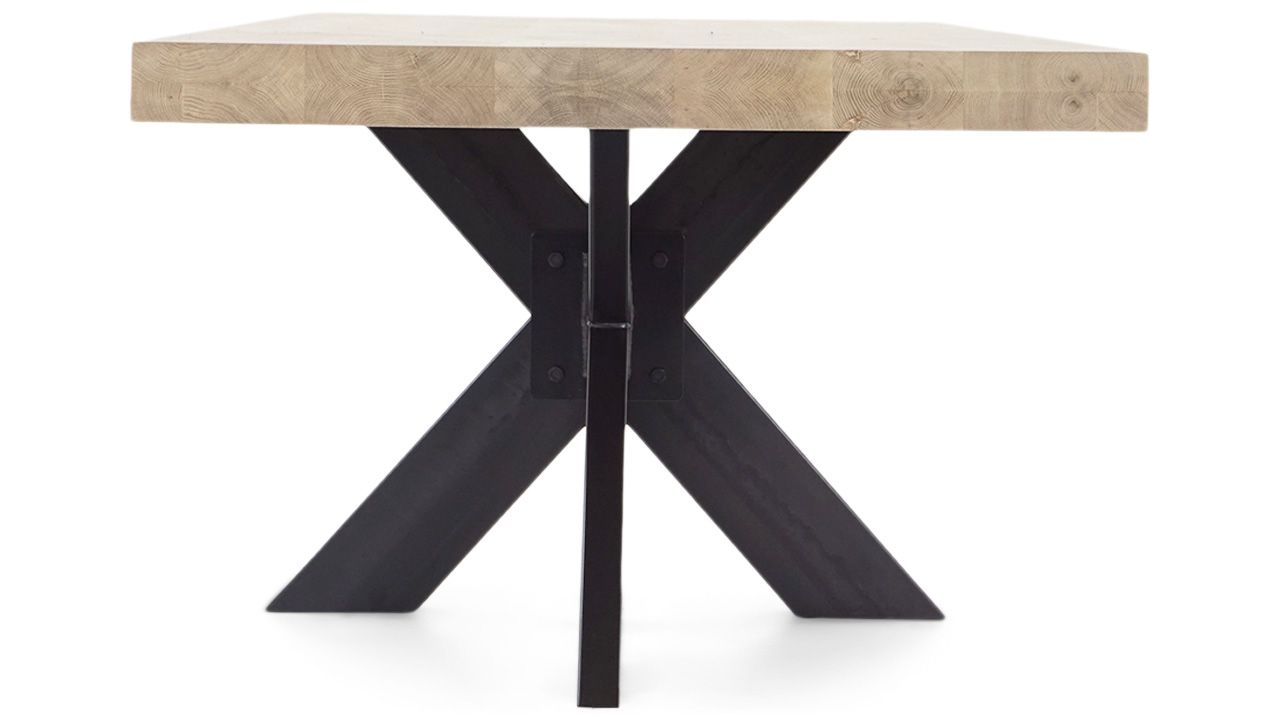 Eettafel Lavas