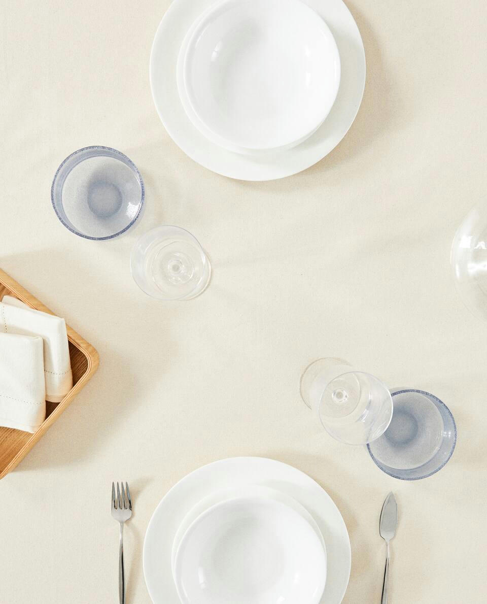 TOALHA DE MESA LISTRADA COM FIOS TINGIDOS