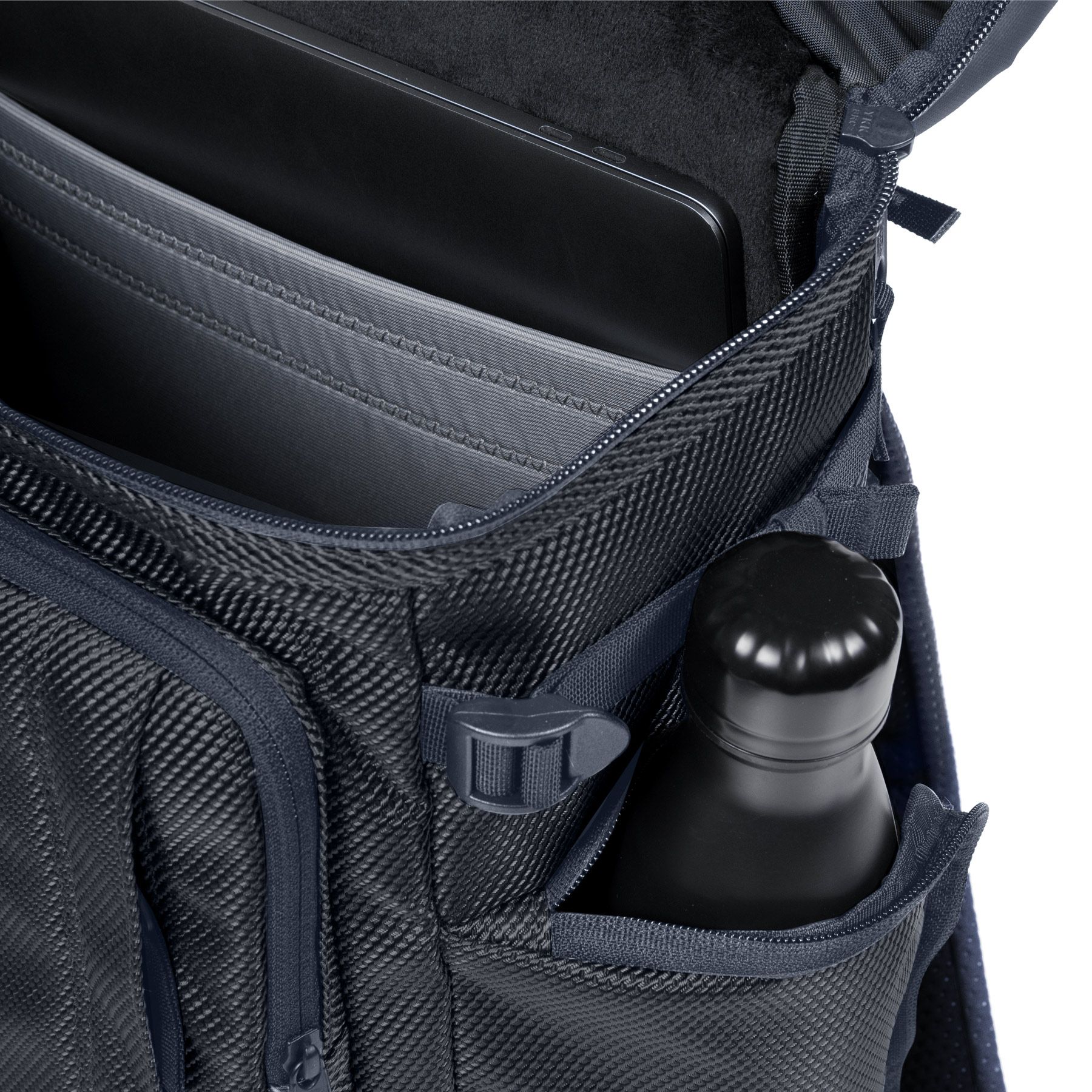Tecum Top CNNCT Marine
