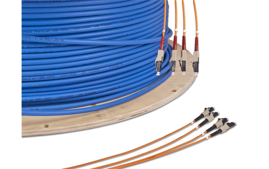 4x Singlemode E2000/APC – E2000/APC, OS2, Simplex, 100 m<br>Fixfertig konfektioniertes Glasfaserkabel, inkl. Einziehschutz