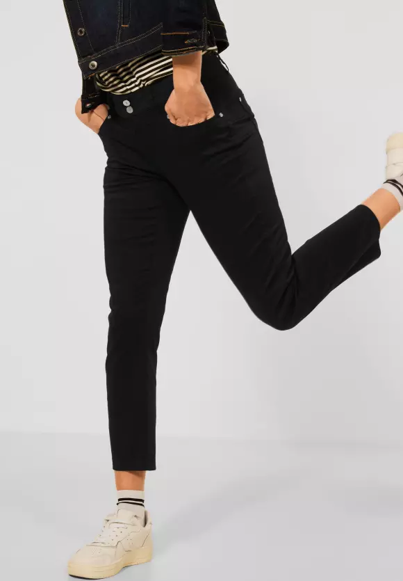 Casual Fit Hose in Unifarbe - Black