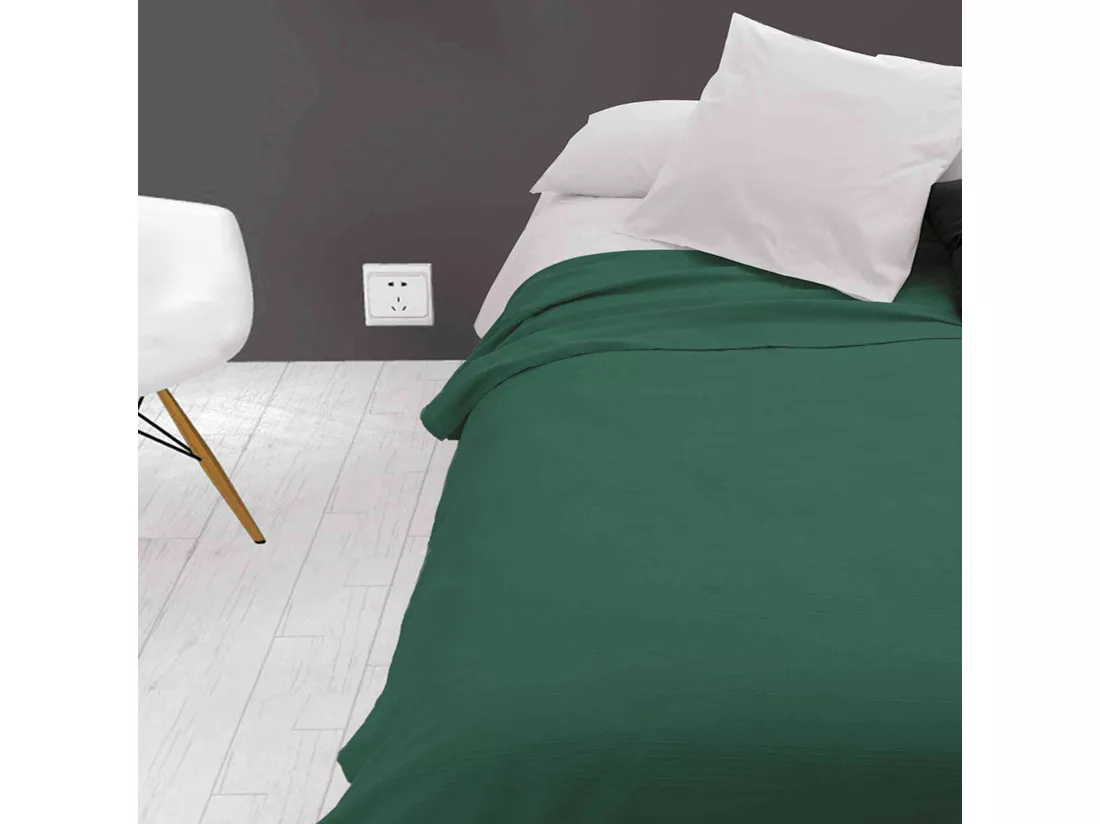 Jeté de lit Adèle vert 180x220 cm