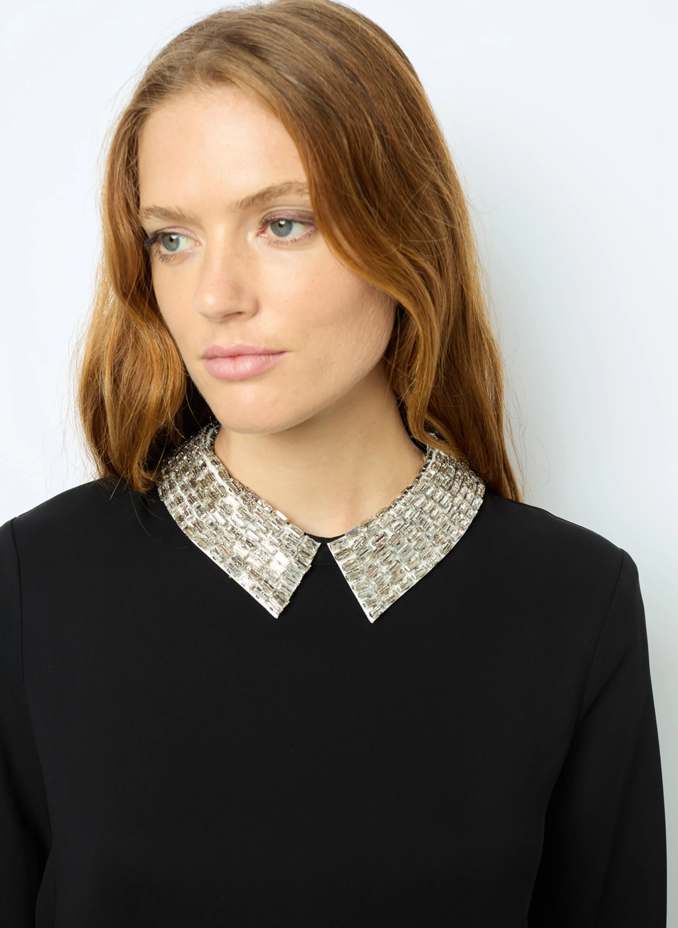 SYLVINE - Robe droite col classique| Noir