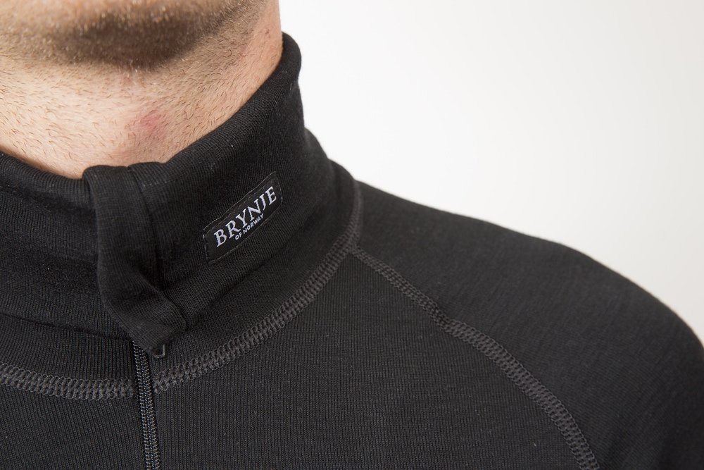 Brynje Polo Classic Zip<br>Trøye med høy hals og glidelås, lang arm. Best i test - Utemagasinet!