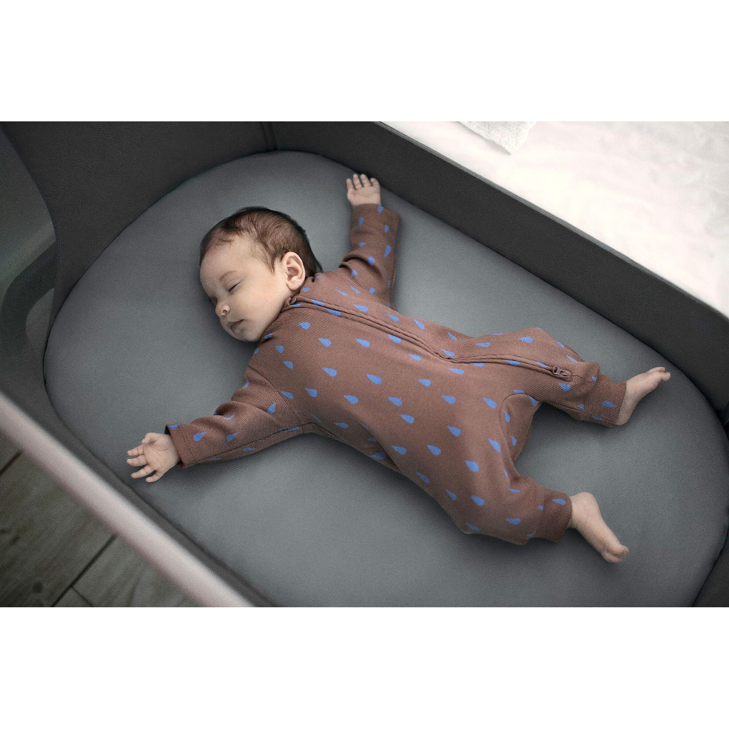 Maxi-Cosi Beistellbett Iora Air Beyond Graphite