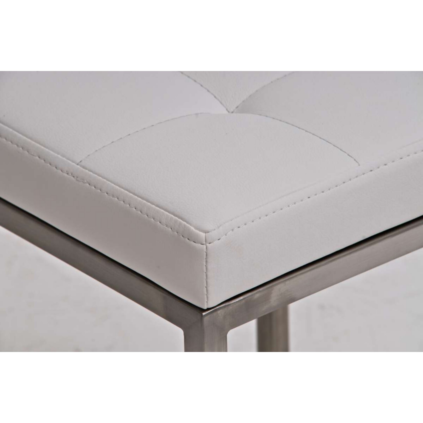 CLP Edelstahl-Sitzhocker Barci Kunstleder I Moderner Hocker Mit Hochwertiger Polsterung Und Bodenschonern I In Vielen Farben