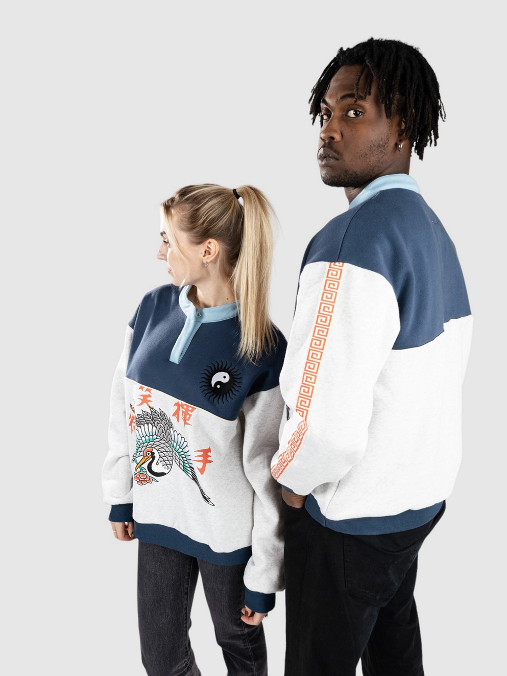 Smile And Wave Brave Sweater ash grey