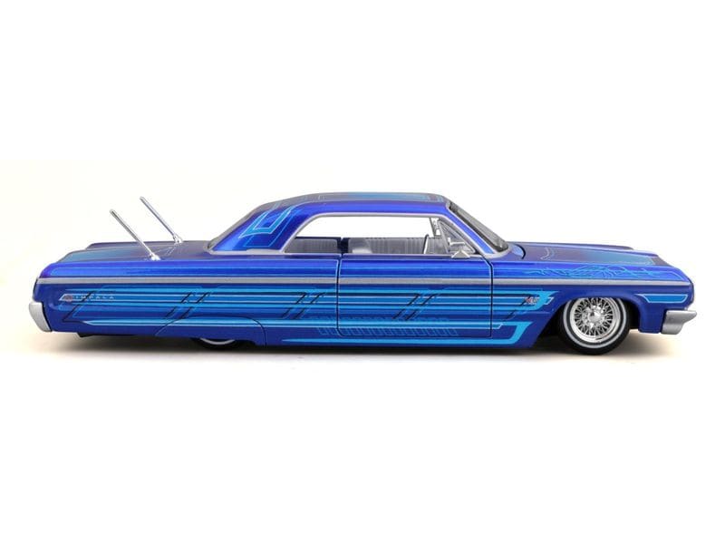 Maisto Chevrolet Impala 1964 Lowrider 1:24, Blau Sammlermodell im Massstab 1:24
