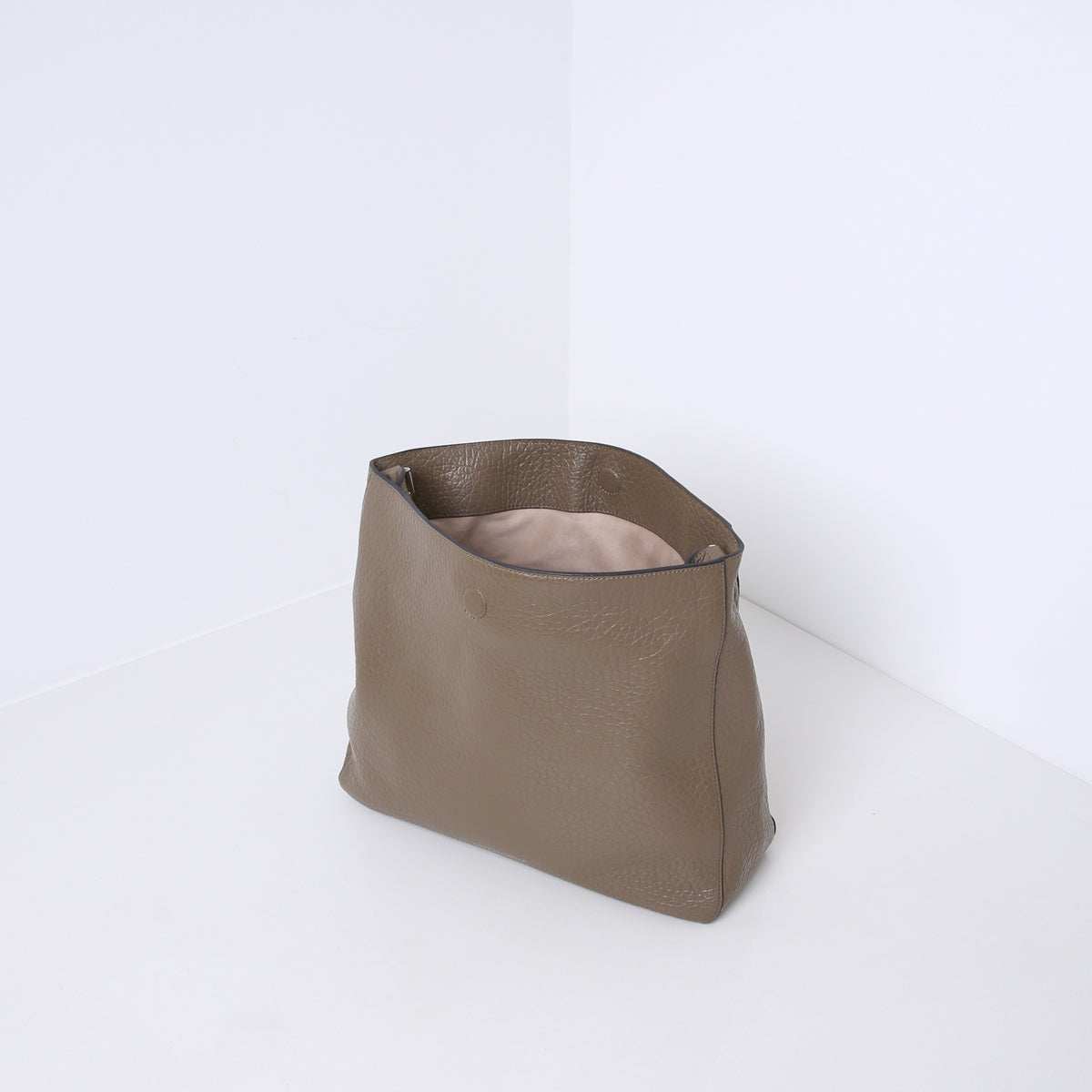 HUTTON | TAUPE