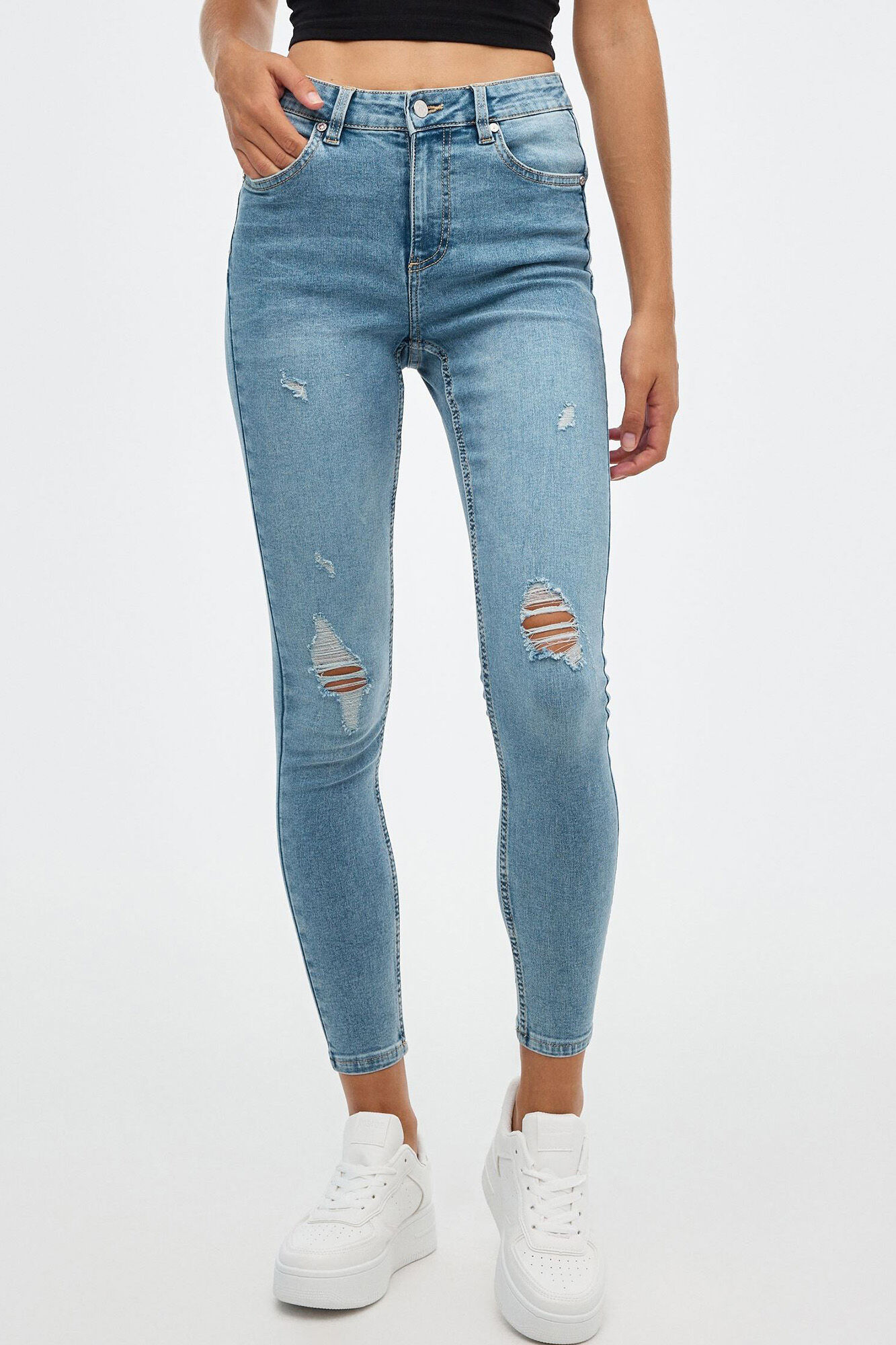 Calça jeans skinny push-up de cintura média