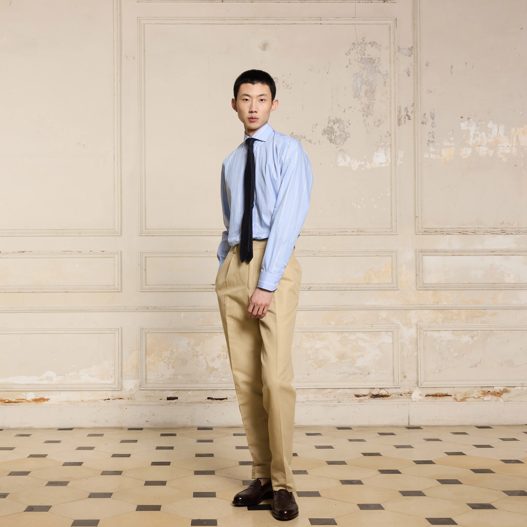 Blue poplin shirt with yellow stripes