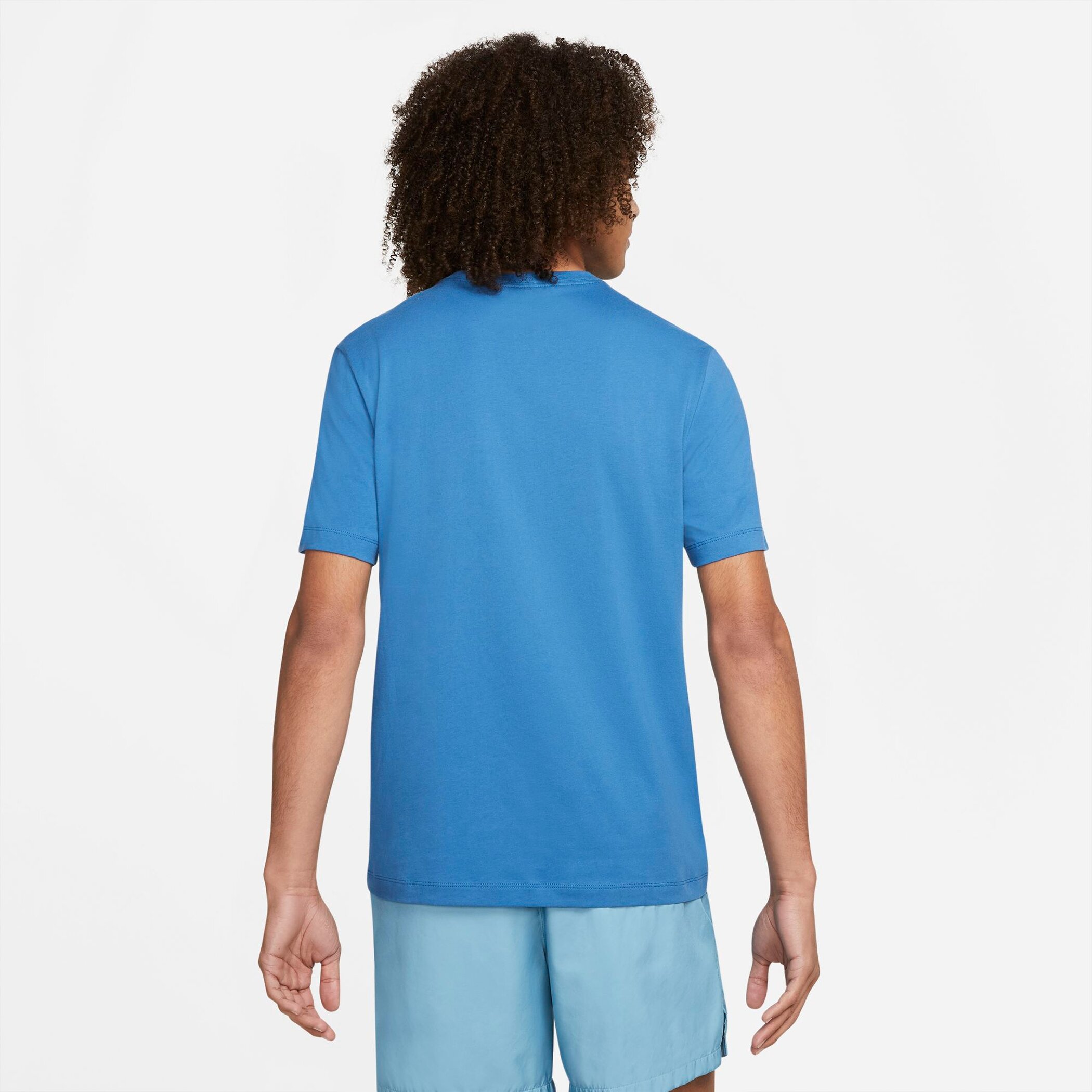 Nike M NSW Tee EMBRD Futura