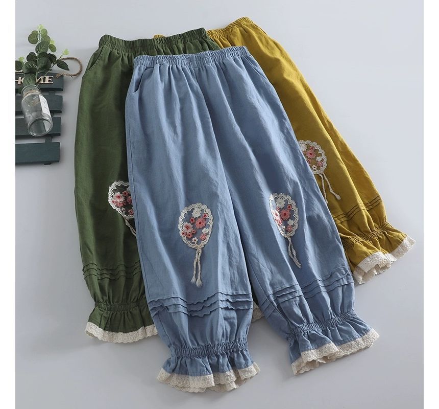 Santeh - Cropped harembroek met hoge taille en geborduurde kanten rand
