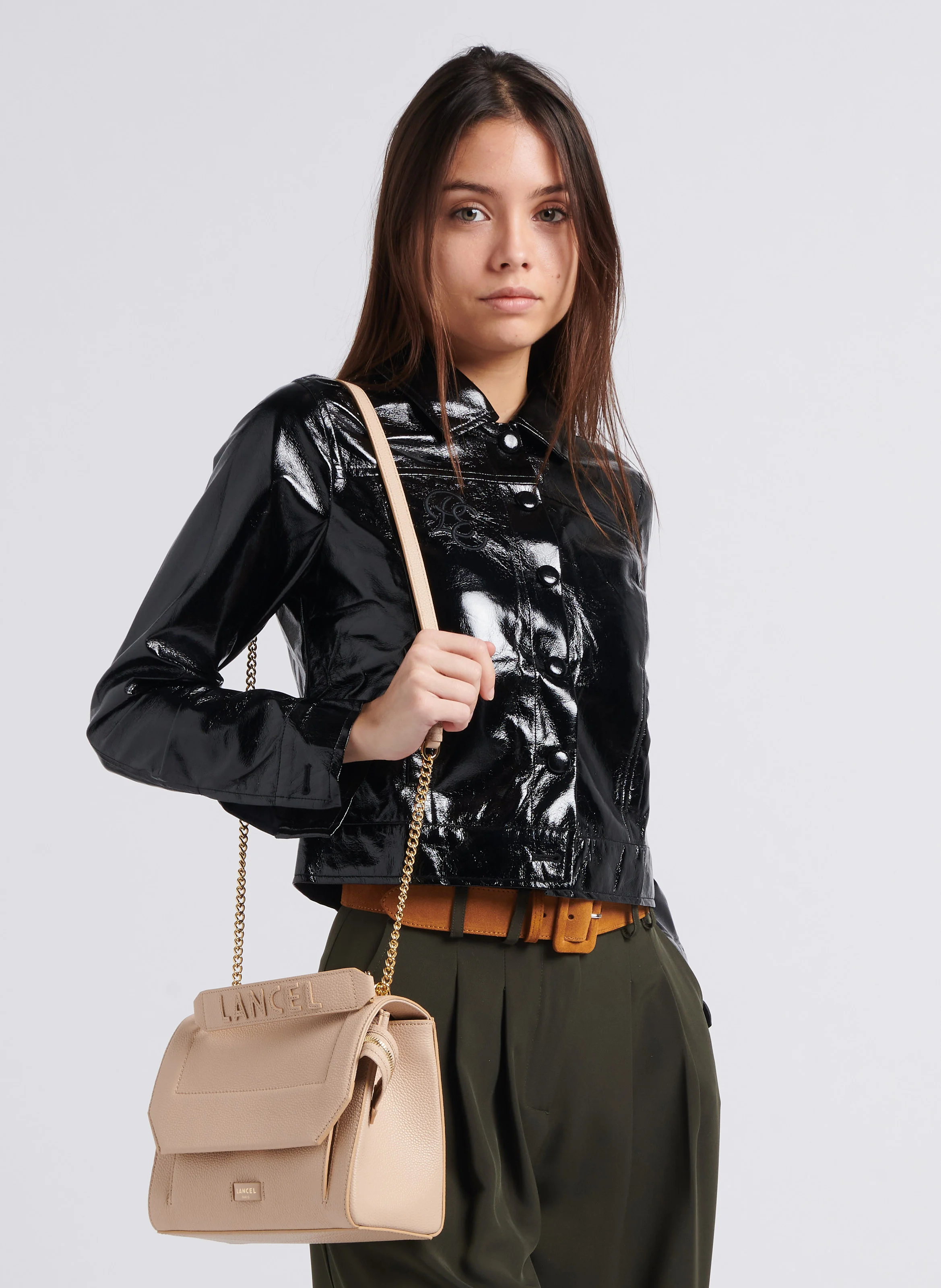 NINON M - Sac à rabat en cuir grainé | Beige