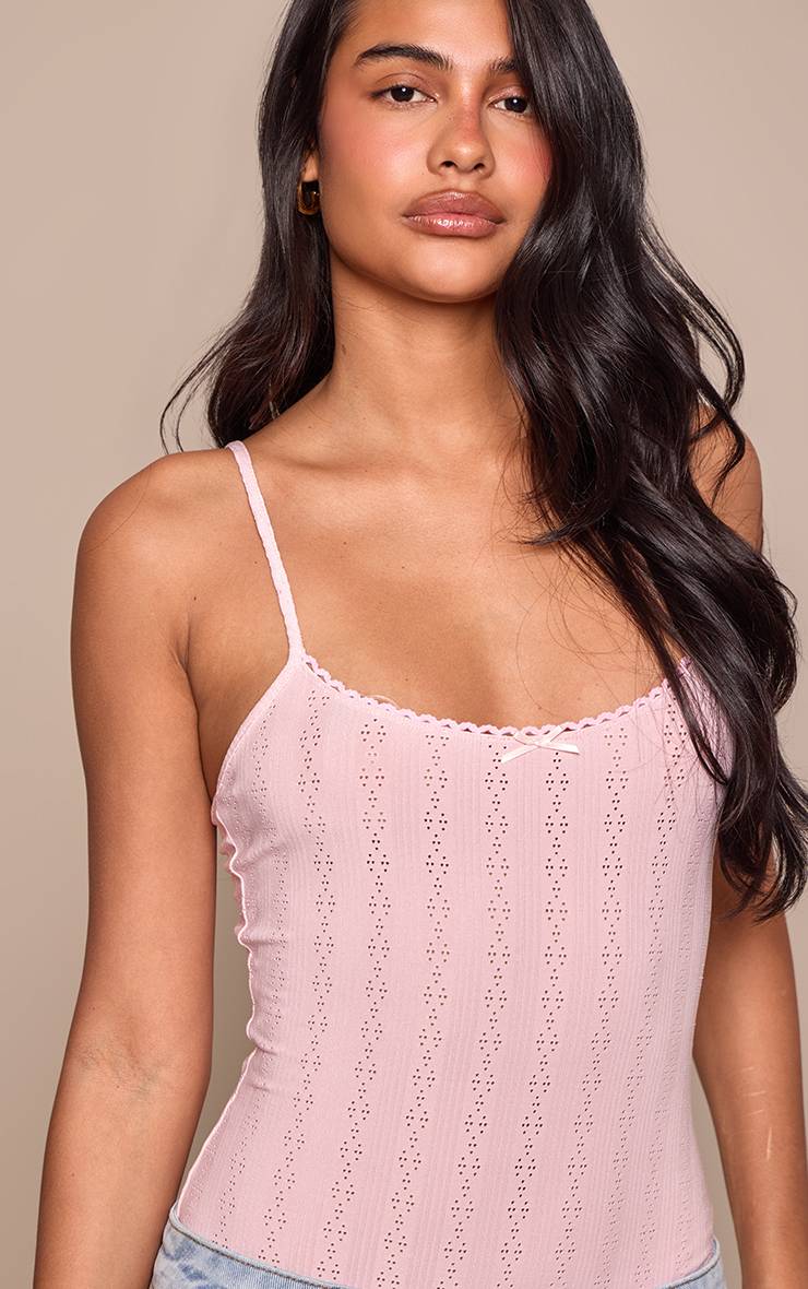 Rose Pâle Body À Bretelles En Pointelle