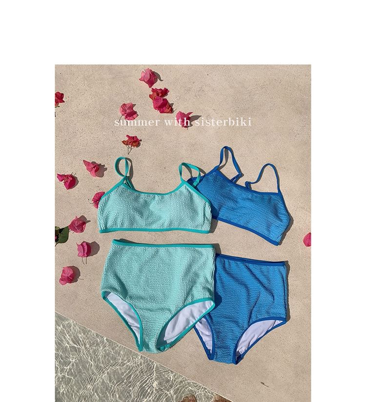 CUCURBIT - Set: Effen tankinitop met textuur + broekje met hoge taille