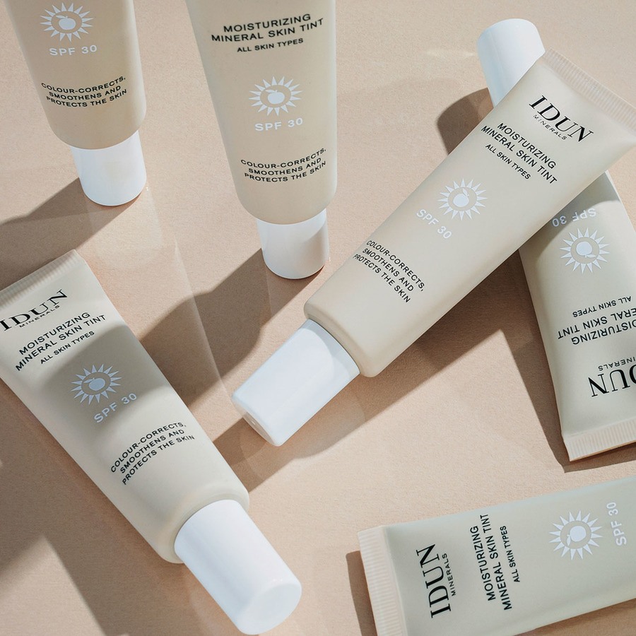 IDUN Minerals Moisturizing Mineral Skin Tint SPF 30 Light Medium Neutral 27ml