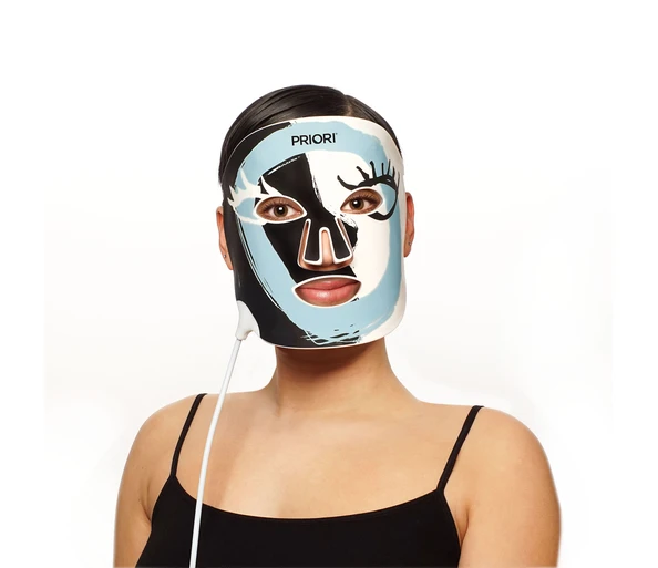 PRIORI UNVEILED LED-Gesichtsmaske