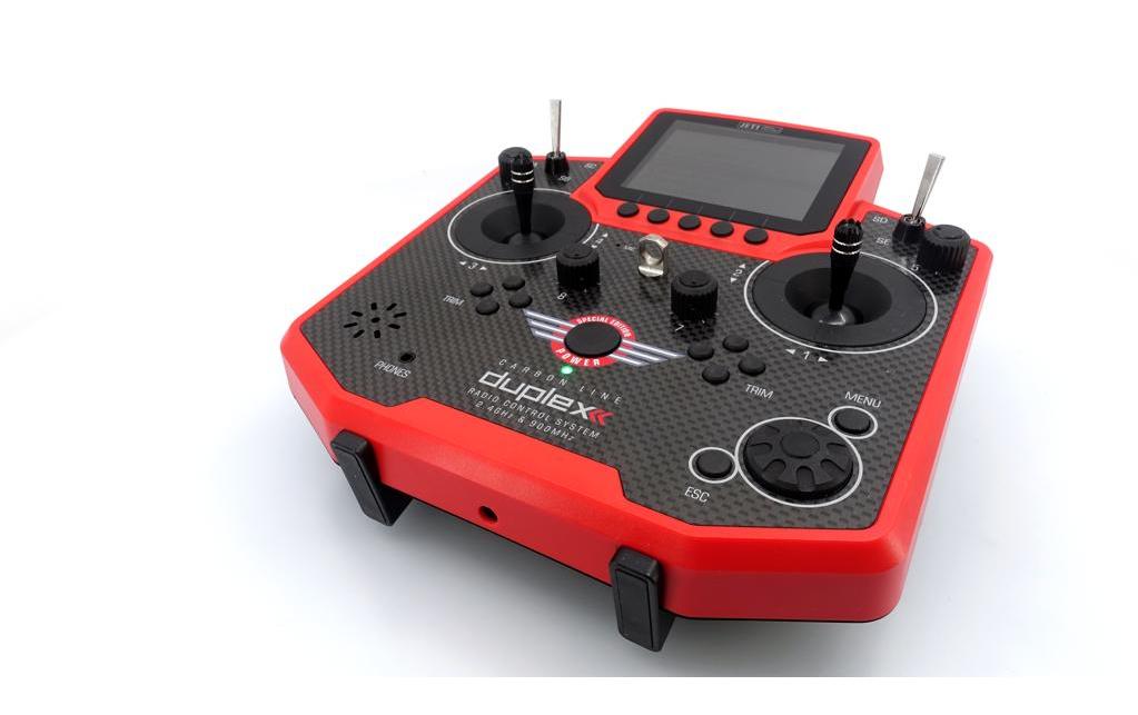 Fernsteuerung Duplex DS-12 Carbon Red 2023 + R9 Empfänger<br>Handlicher Jeti Duplex 2.4 GHz Sender in «Special Edition 2023» Ausführung
