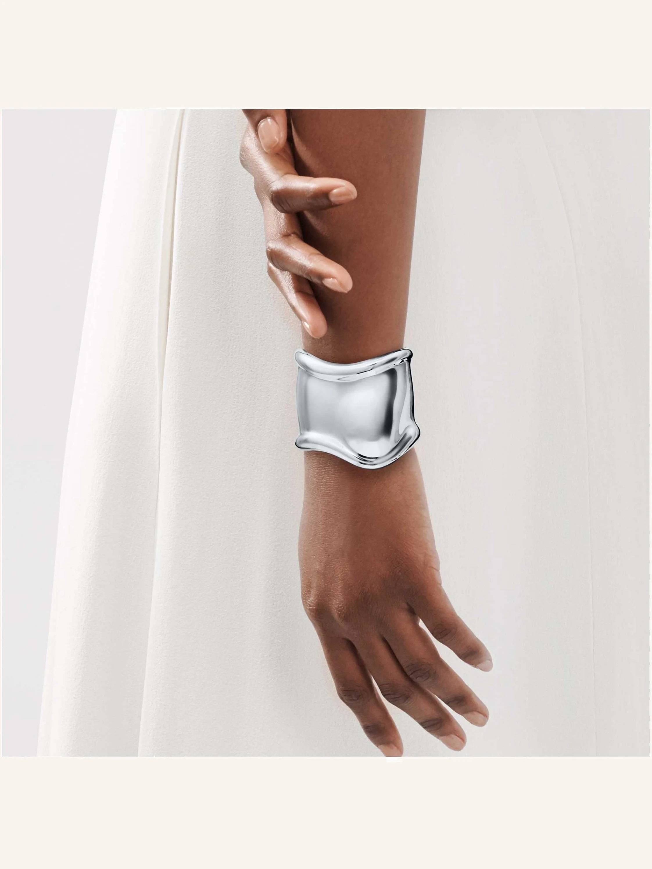 TIFFANY & Co. Armreif ELSA PERETTI® BONE CUFF aus Sterlingsilber