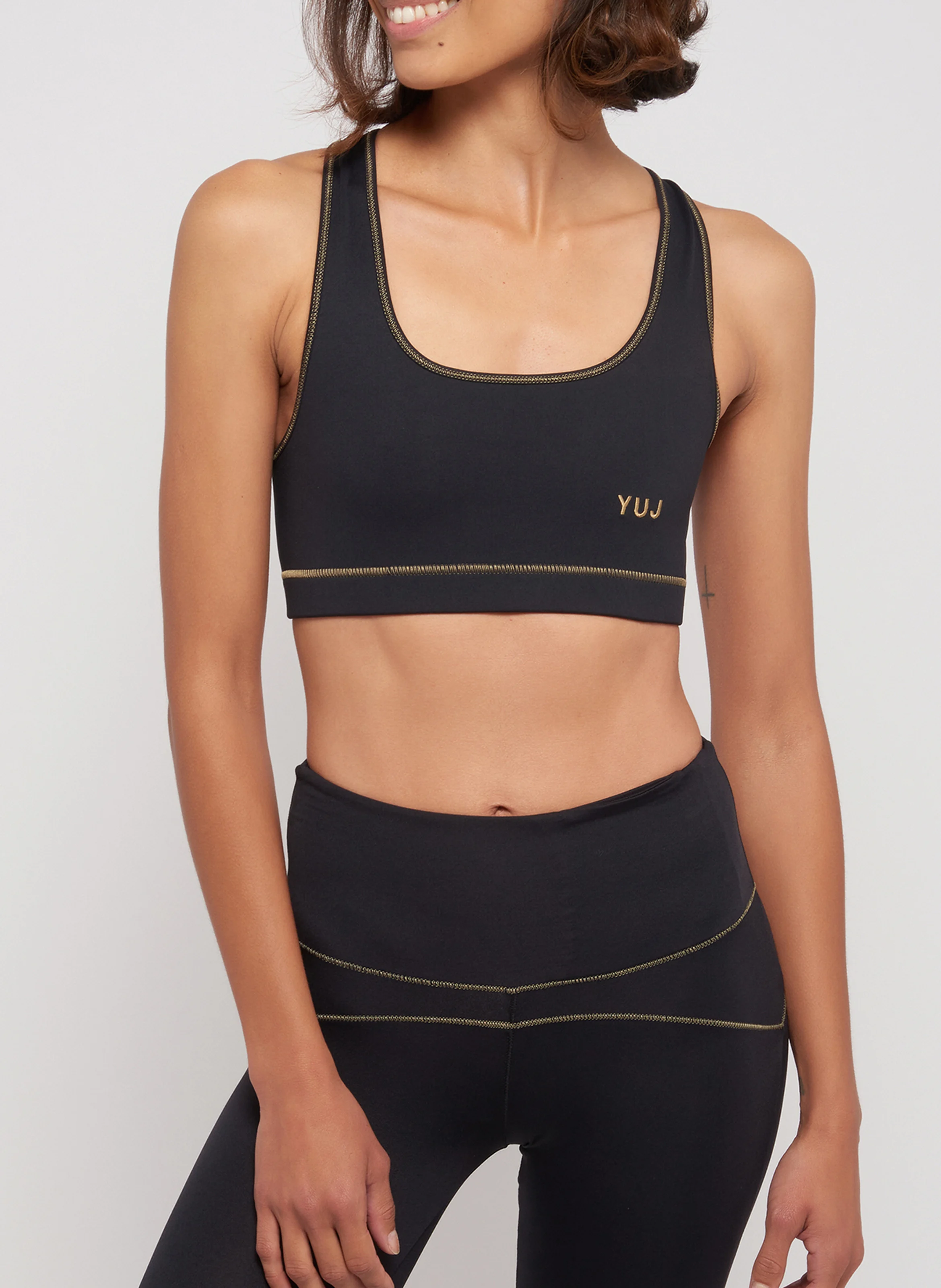 ANAHATA - Brassière de yoga près du corps | Noir