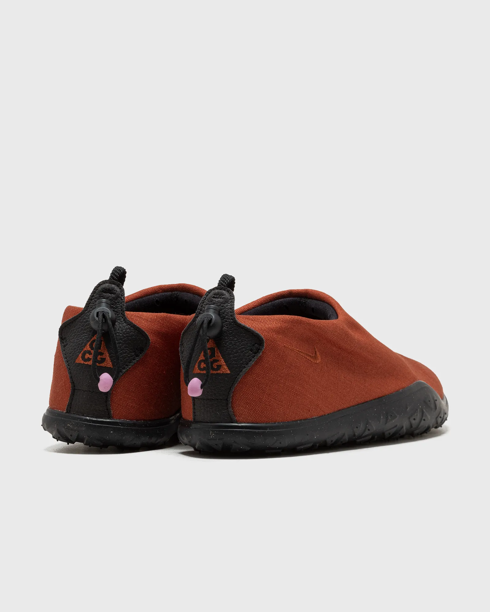 Nike ACG MOC
