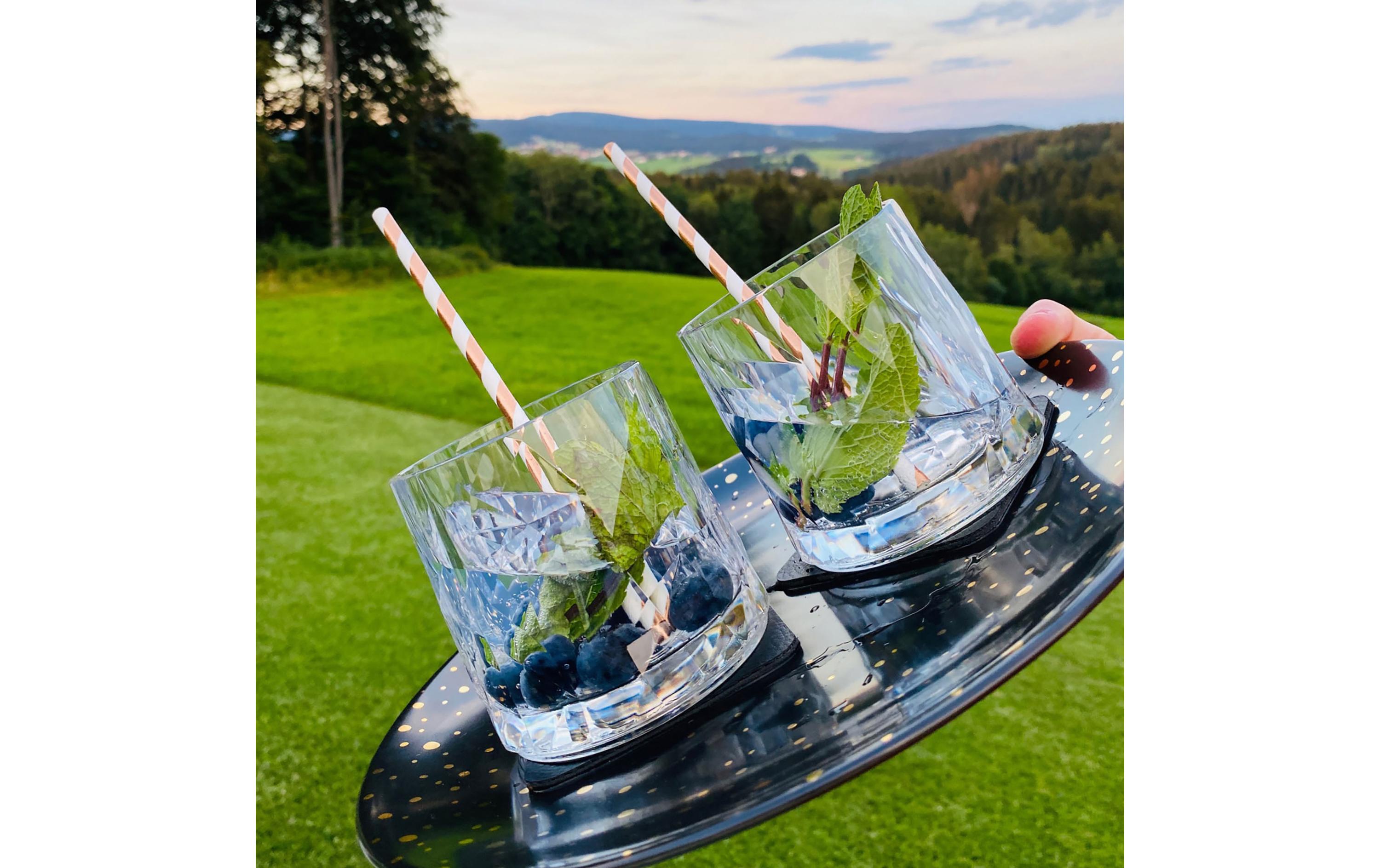 Outdoor-Becher Hightech-Kunststoffgläser, 2er-Set TumblerKunststoff Tumbler Gläser-Set mit Magnet-Pads, unzerbrechlich