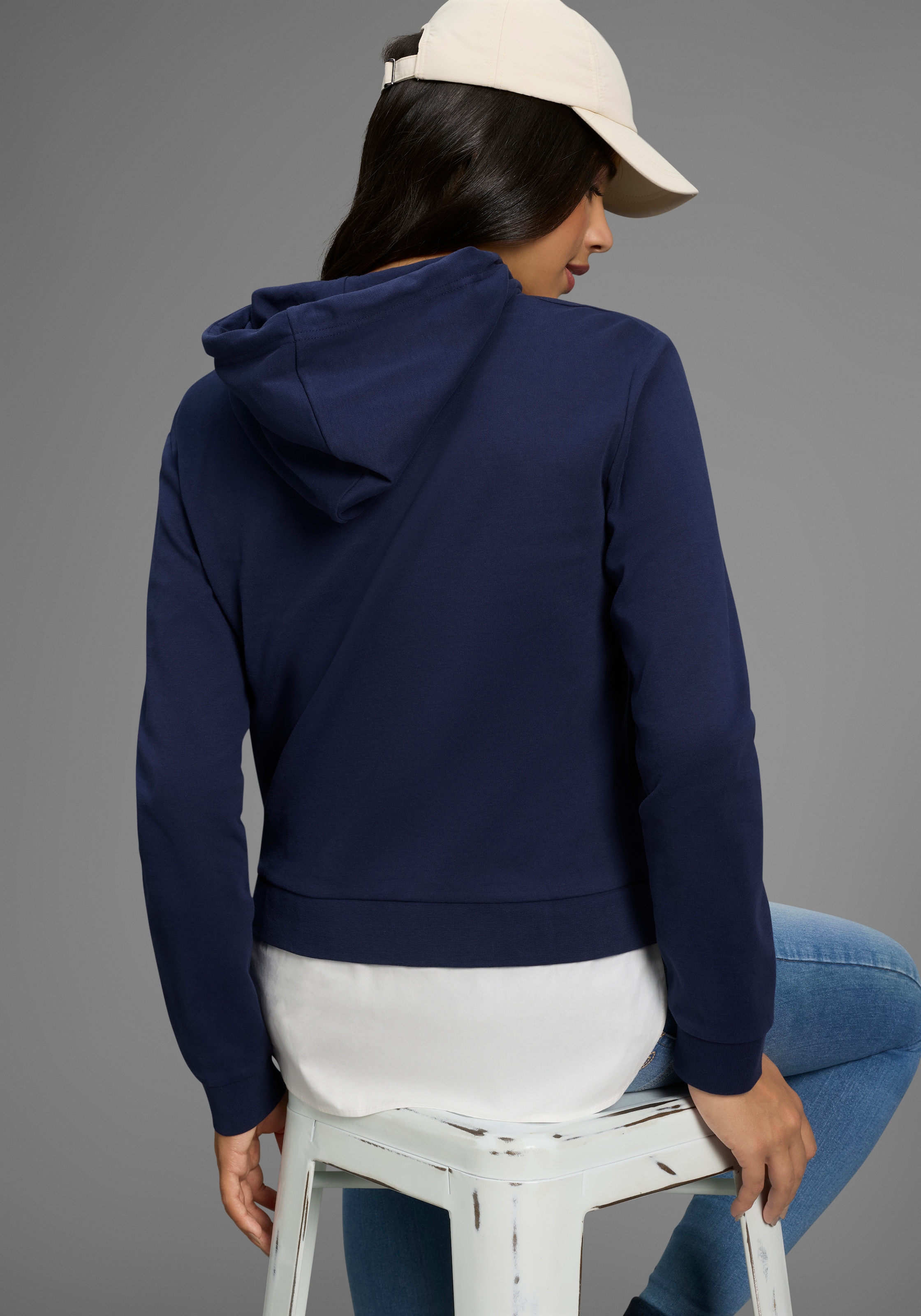 KangaROOS Kapuzensweatshirt , mit angenähtem Blusensaum