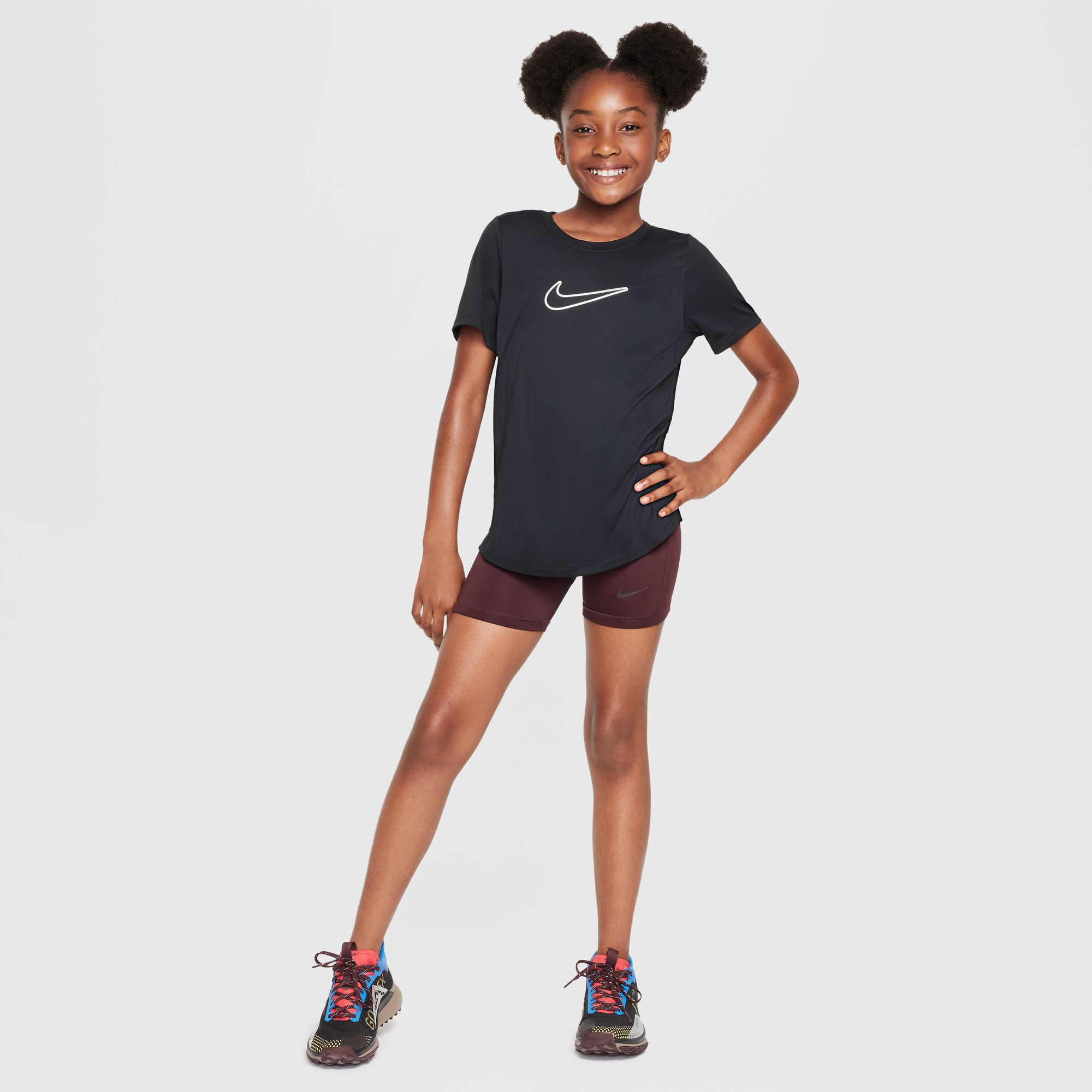 Dri-FIT One Fitted Short Sleeve Jente 010/Black/White