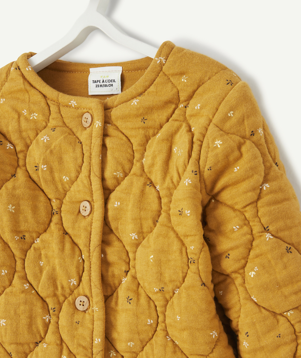 GILET REMBOURRÉ OCRE AVEC PETIT IMPRIMÉ FLEURI BÉBÉ FILLE