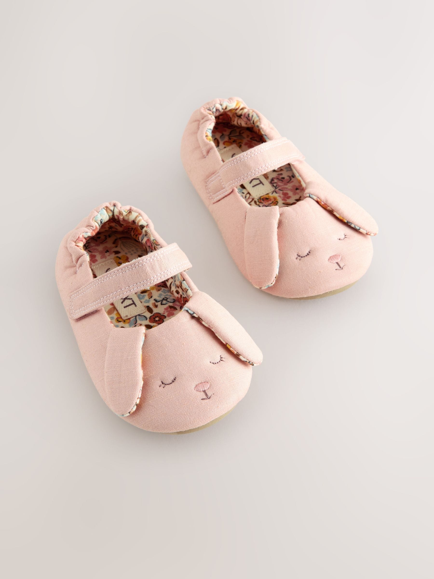 Roze met konijnen - Mary Jane pantoffels
