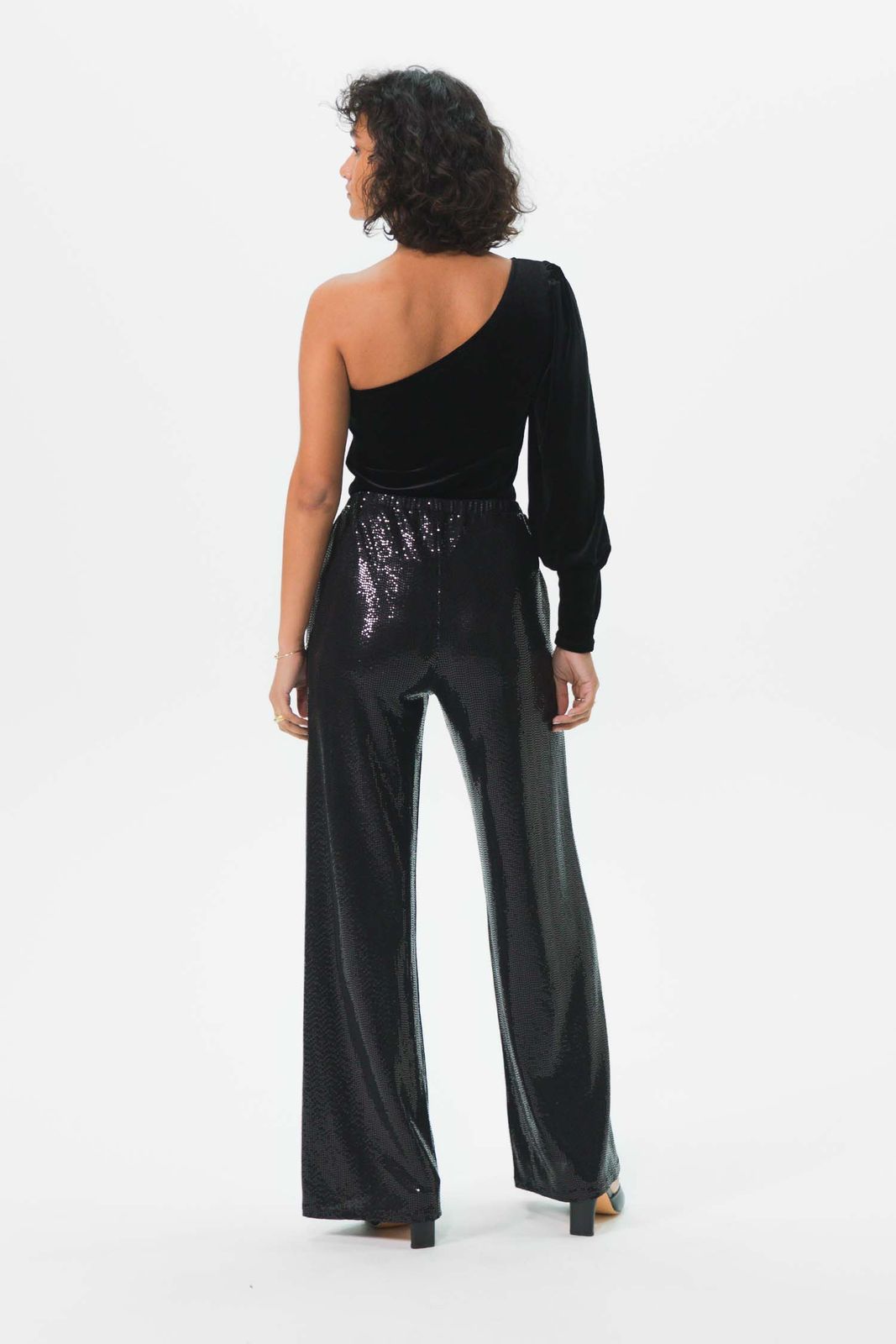 Zwarte velvet one shoulder top