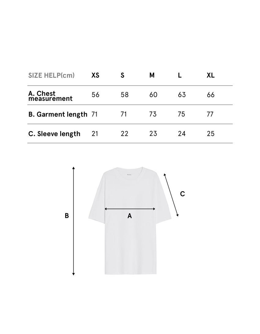 Camiseta de manga curta com estampa Barbie e modelagem quadrada