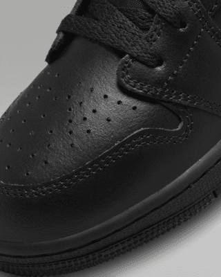 Air Jordan 1 Low Older Kids' Shoes