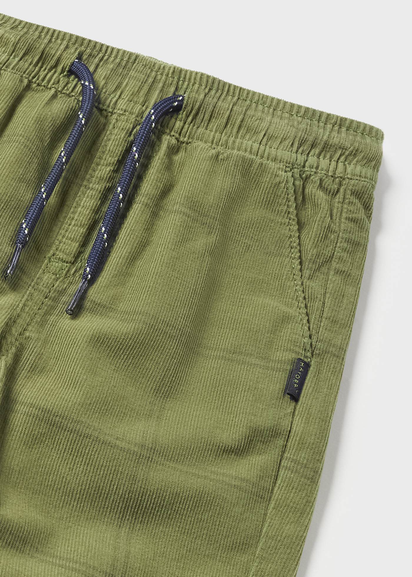 Calça jogger de veludo cotelê para bebê da Better Cotton
