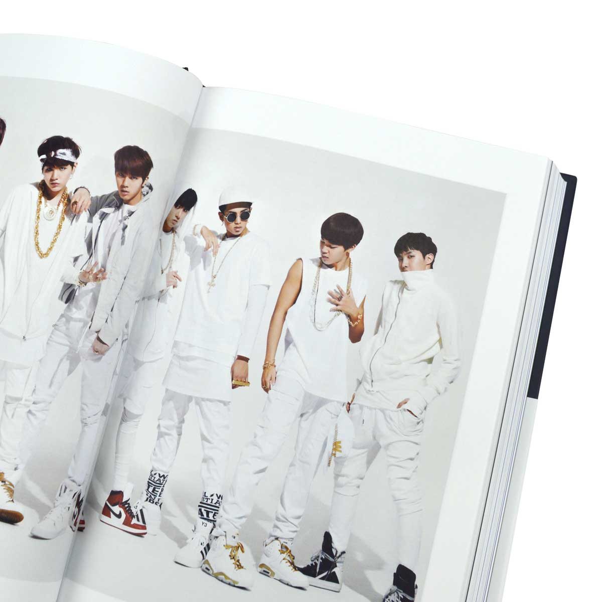 Beyond the Story: 10 Year Record of BTS (Hardback)