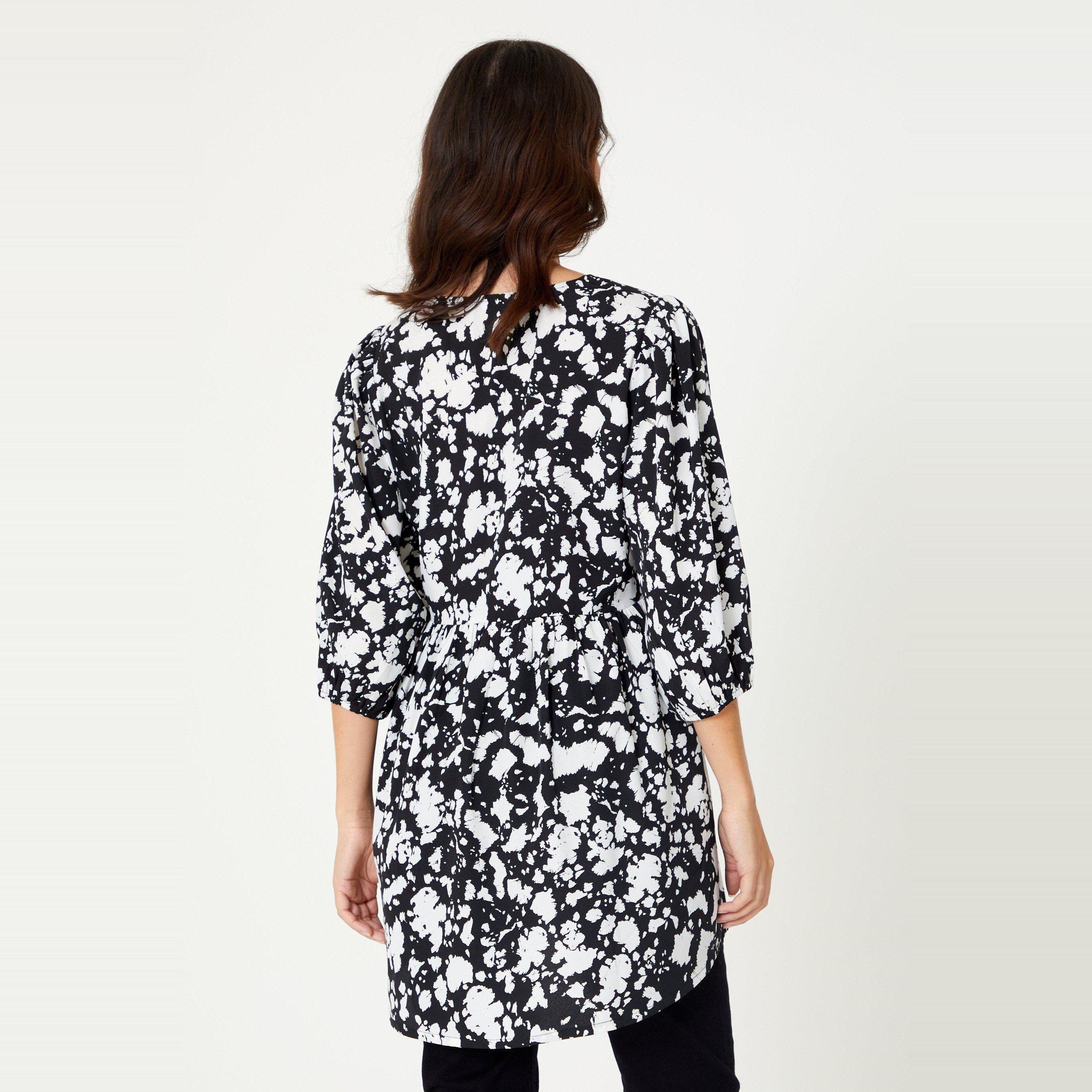 Be You Studio Mono V Neck Tunic