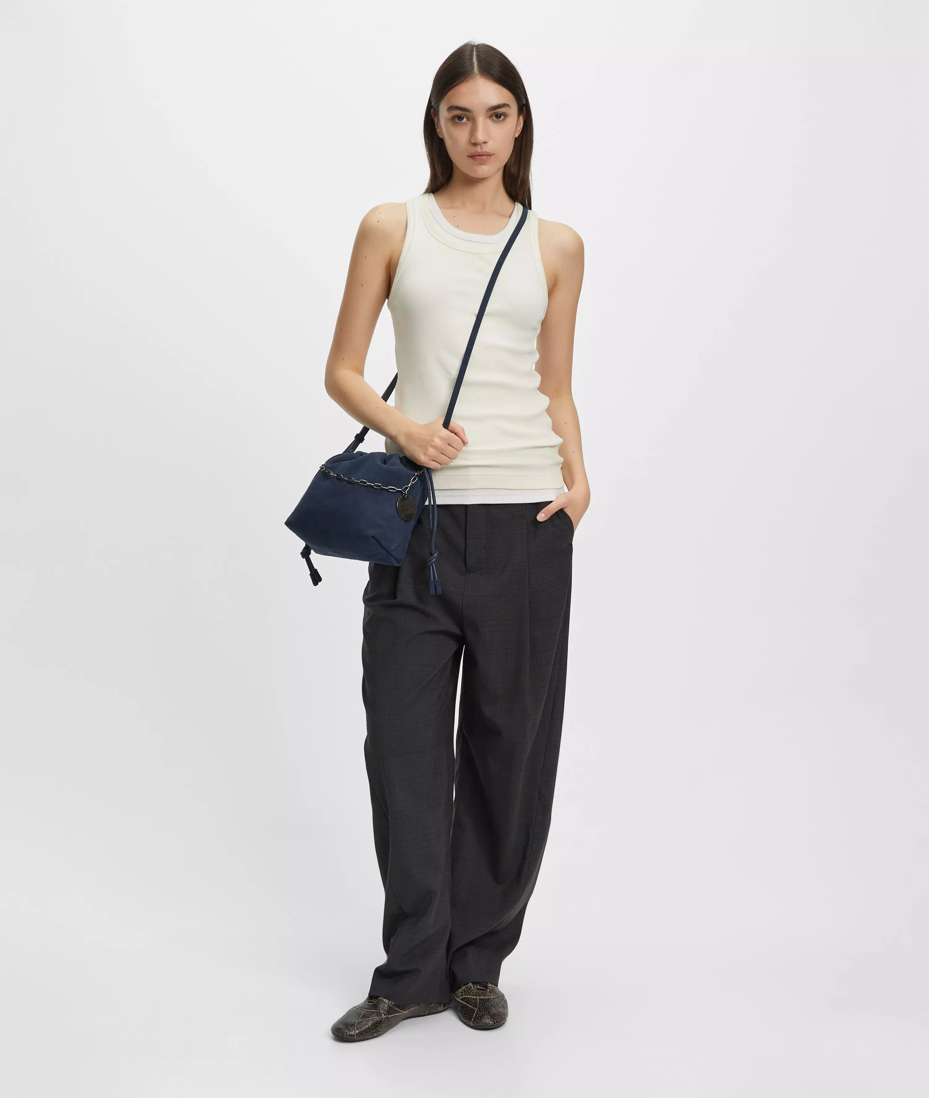 Lya II Hobo S Handy pouch bag made from soft suede