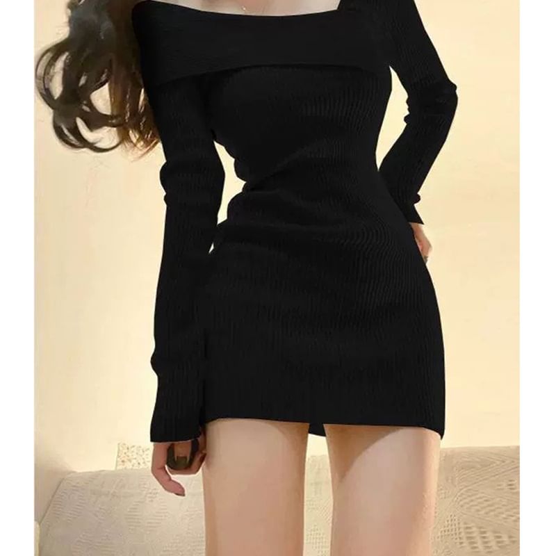 Moregirl - Lange mouw off-shoulder geribbelde mini-schedejurk
