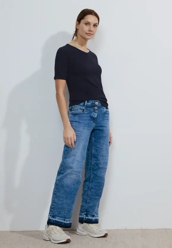 Basic T-Shirt - universal blue