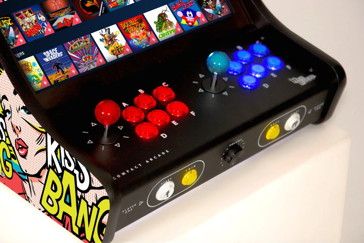 Compact Arcade Expert - Kiss Kiss Bang Bang by Butcher Billy Bornes d'arcade
