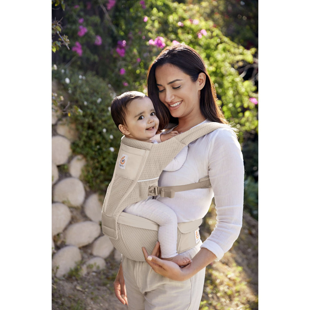 Køb Ergobaby Natural Beige Box Lift Hoftesæde
