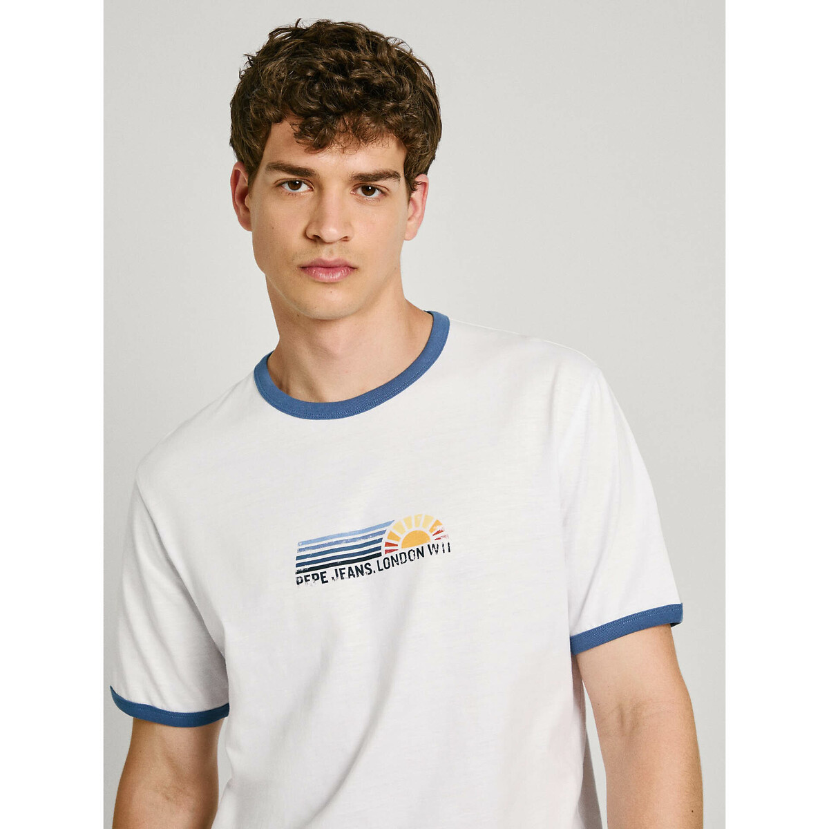 Camiseta PEPE JEANS com logotipo bordado